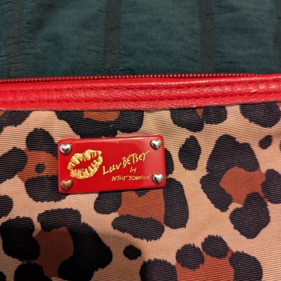 Betsey Johnson wristlet - Picture 2 of 2